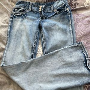 Maurices jeans